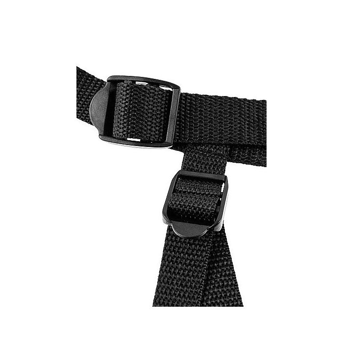 Fetish Fantasy Series Stay Put Harnas-zwarte-beginners-harnas-bandjes.jpg