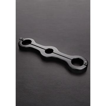 BDSM Genitals to Arms Pillory